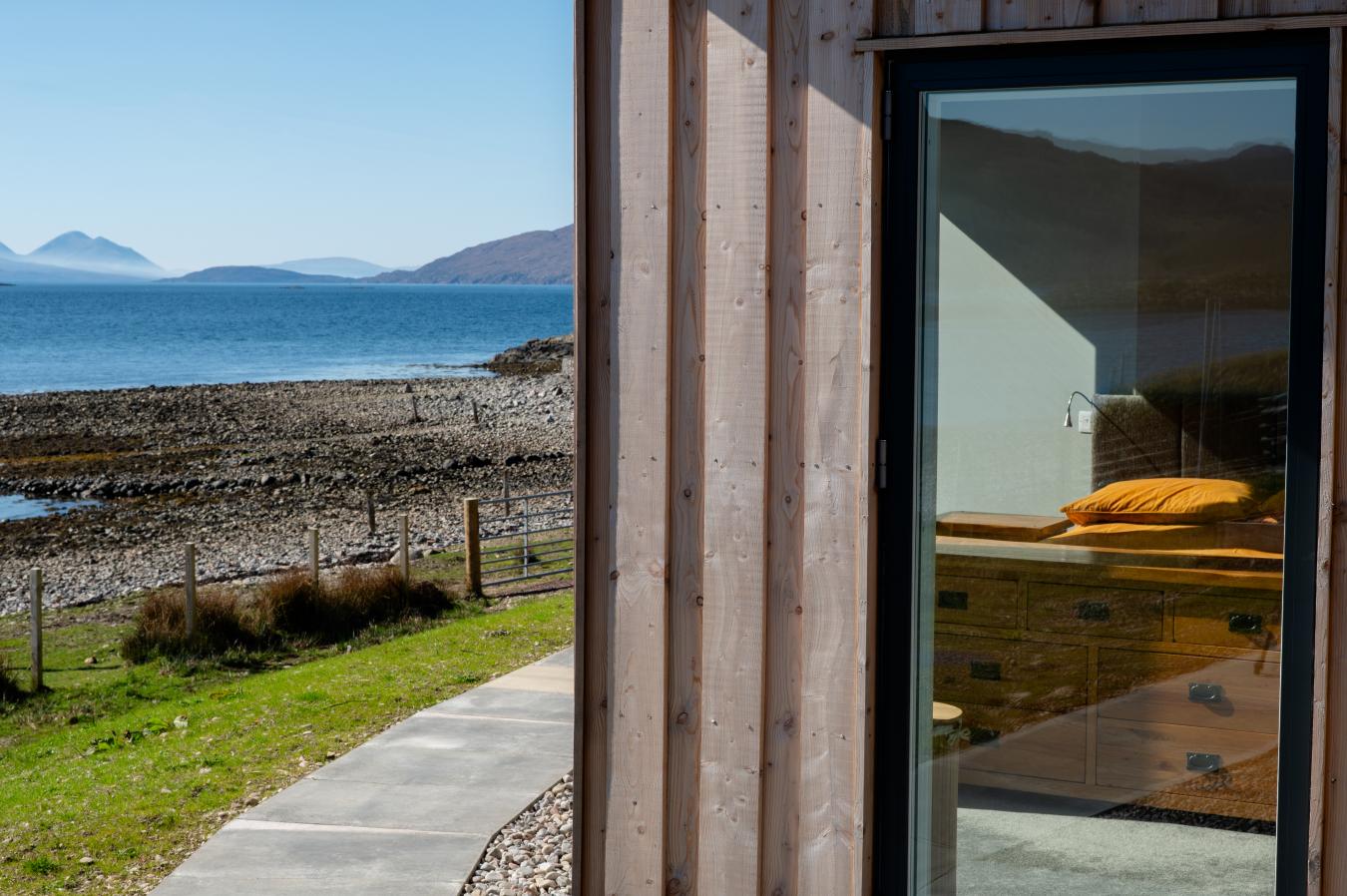 027 Loch carron