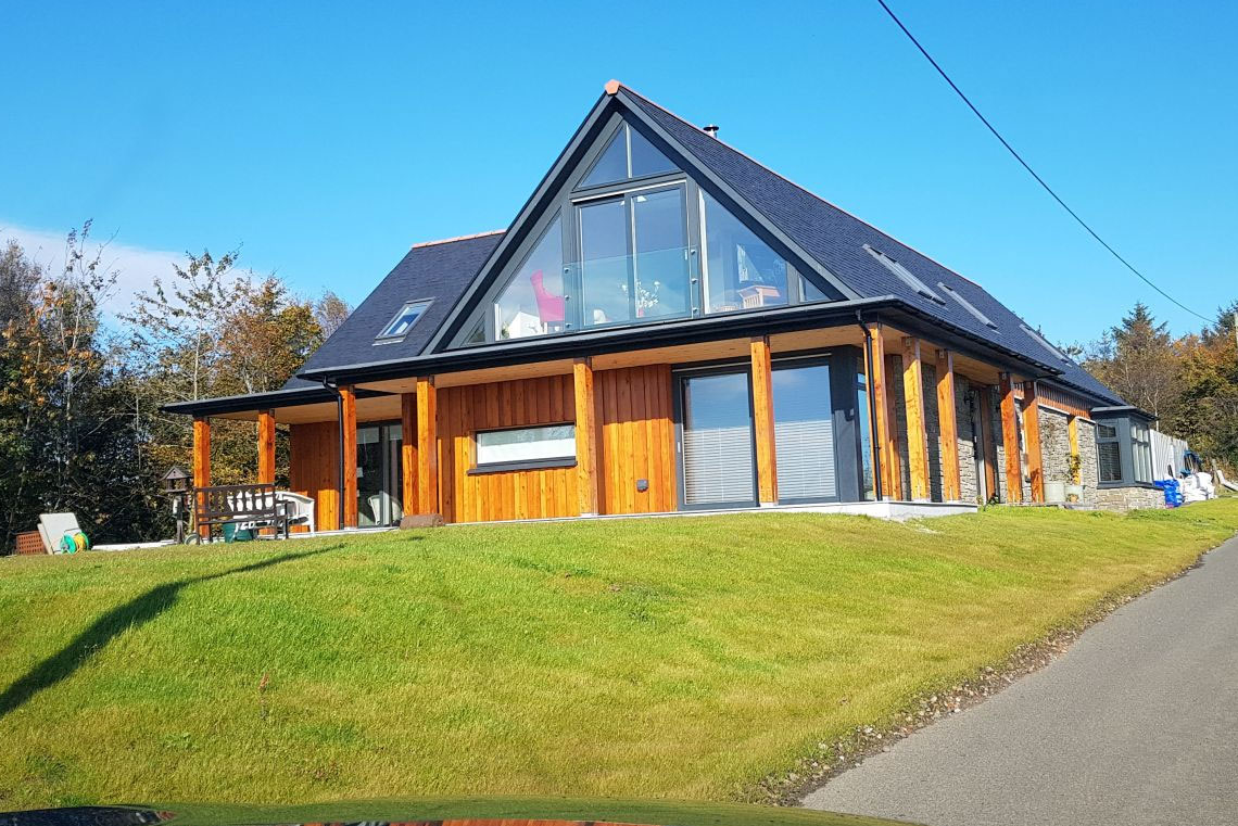 RATIONEL modern house eg RESIZED.jpg